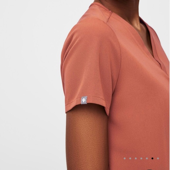 Figs Catarina Scrub Top - Picture 6 of 10